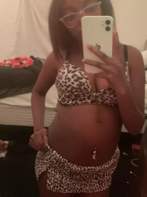 Halloween cutie😈✌🏾