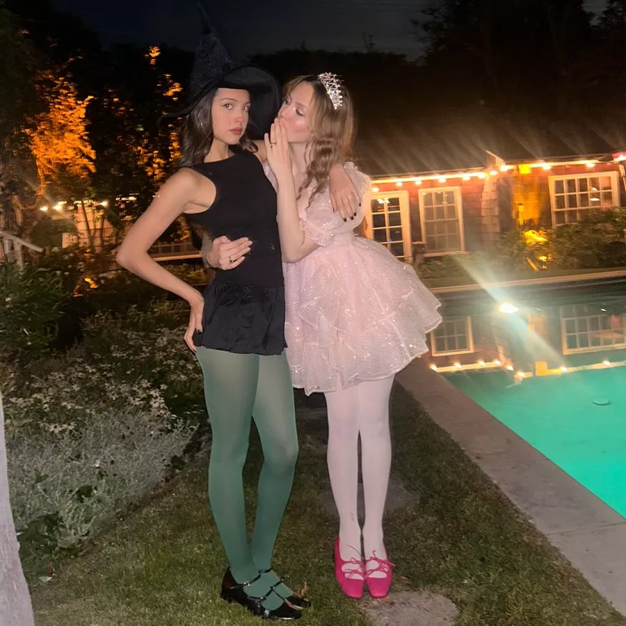 Halloween with Iris Apatow | IG | November 2, 2024