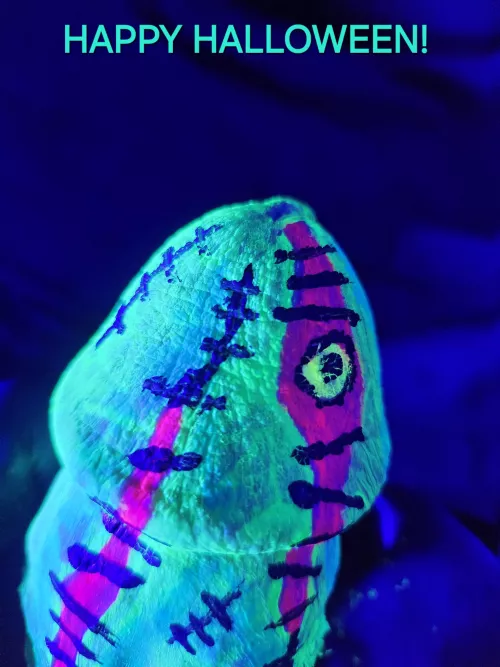 HAPPY HALLOWEEN FROM ZOMBIE DICK! 