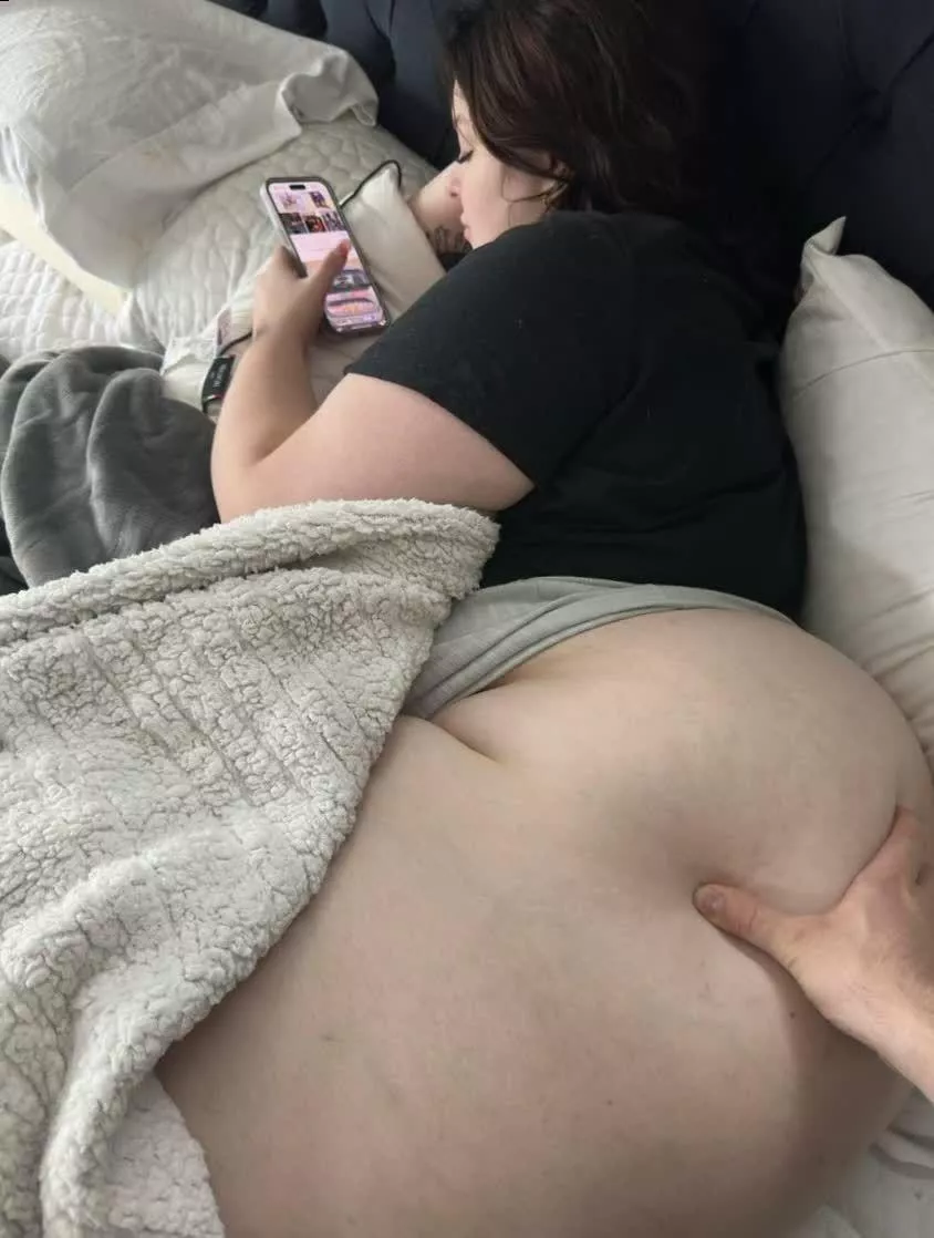 He loves to squish the hell out of me. would you do the same?