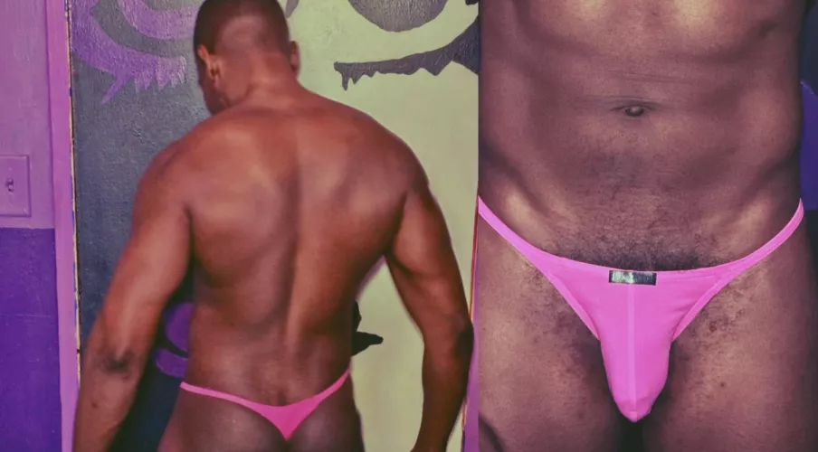 I should wear thongs more often 