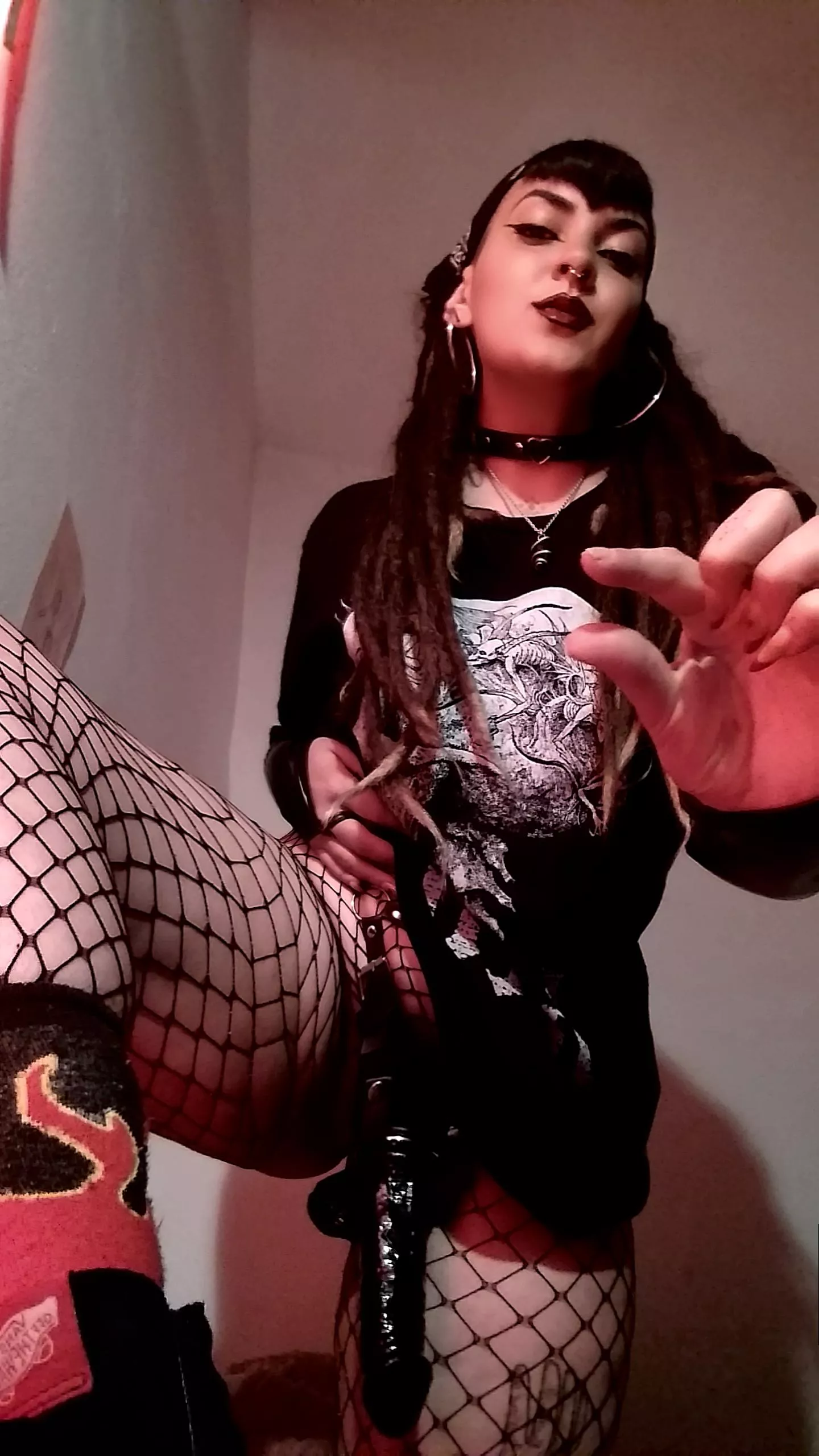 If my cock it's more bigger than yours, go fuck yourself 🤡