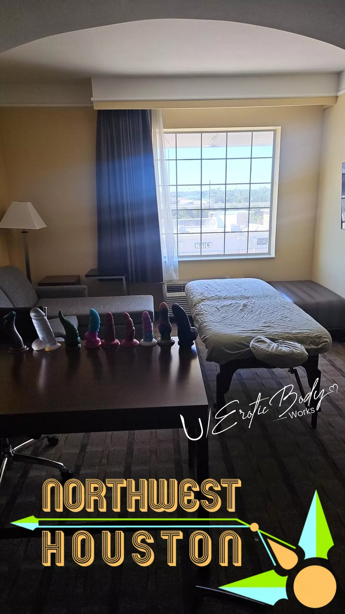 I'll hosting be in the Jersey Village area of Houston Saturday November 16th from 2pm to 9pm. If you're interested in scheduling a session with me send me a DM with your age and photo. This is the only time I'll be in Houston until December 6th.