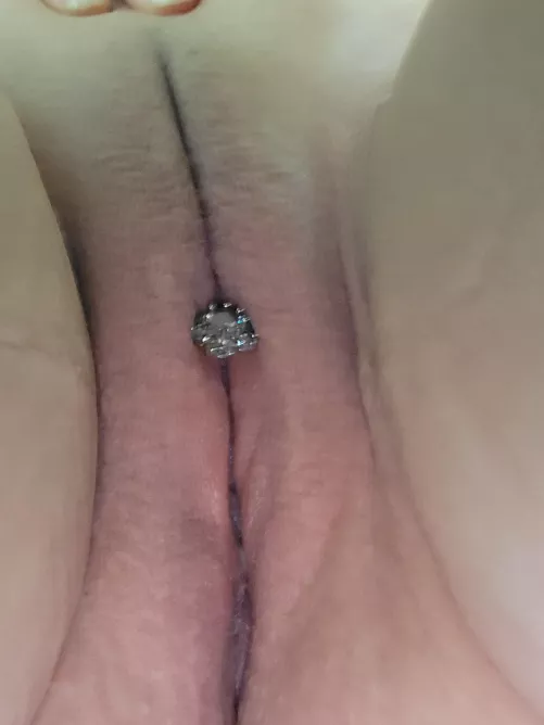 I’m giving away this pussy as a treat tonight