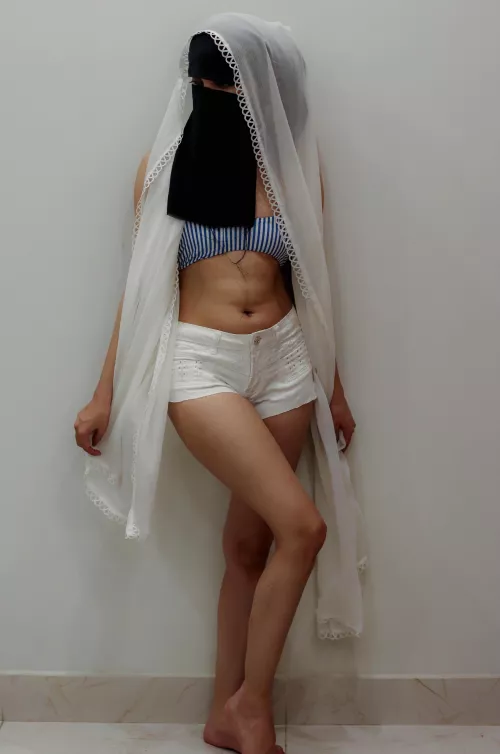 i'm not a rebel i'm just a muslim girl who likes to have fun