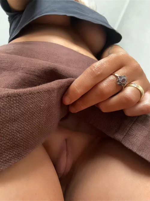 is my slit lickable?