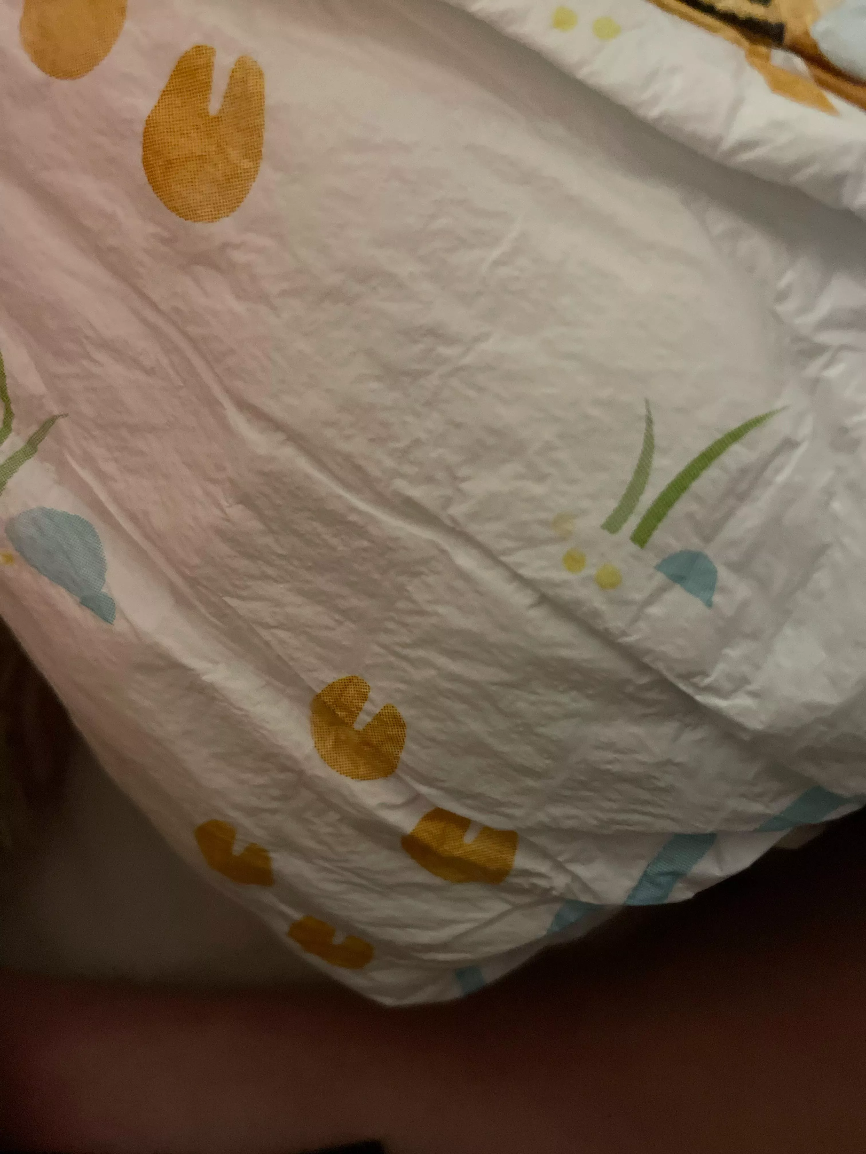 Last pampers size 8 so I had to make is count 💩💩💩