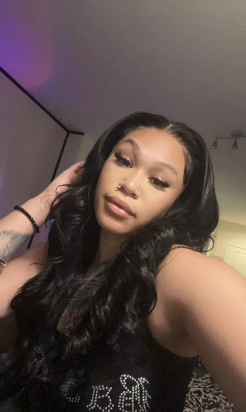 Looking so pretty while I ruin your whole life ✨