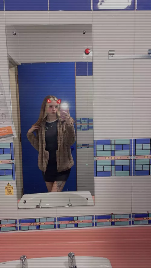 Making solo bath time content tonight who’s ready??? 👅💦💦