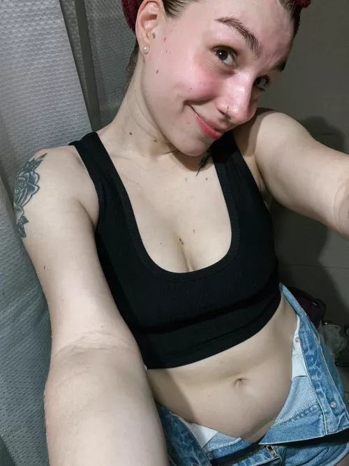 my belly button after a shower, what do you think?