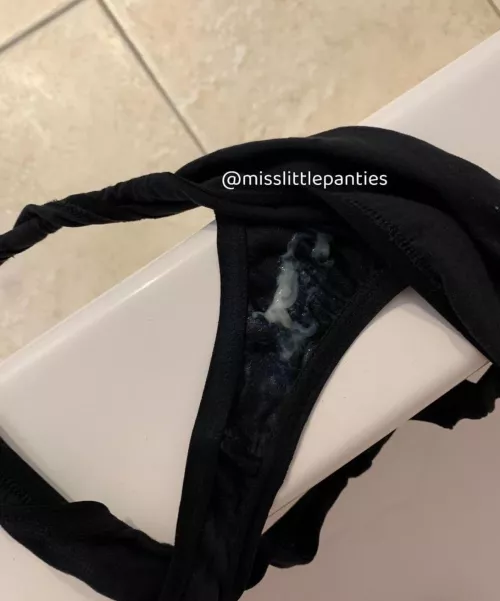 Nice cumed panties 