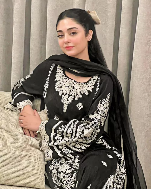 Noor Zafar Khan 