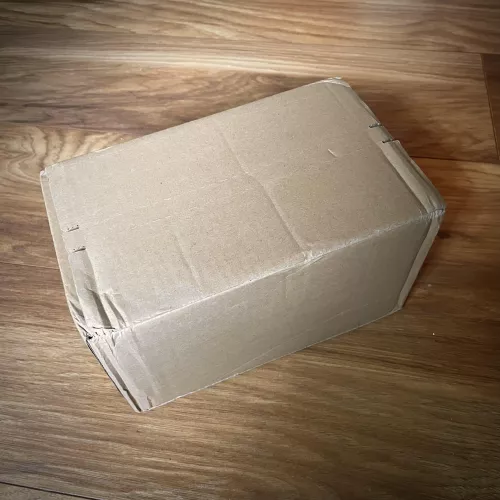 Oh … something arrived today … like last time, in a perfect neutral package.