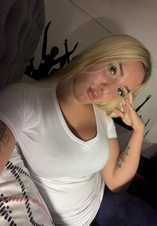 Older men, is 19 F too curious for your taste?