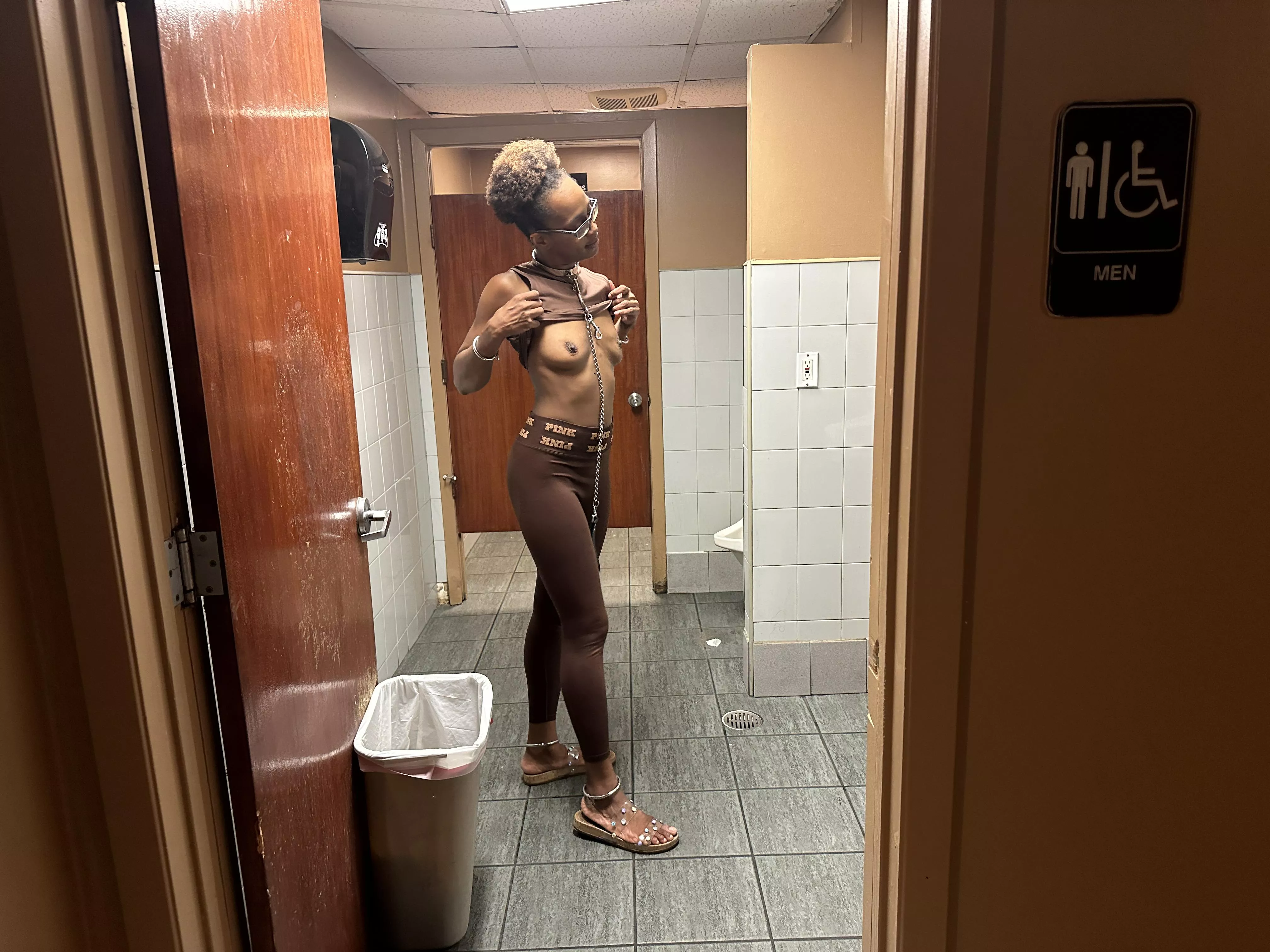 ReneeRayyXXX Has agreed to give a free trial to all SouthFloridaSluts members  Link in comments