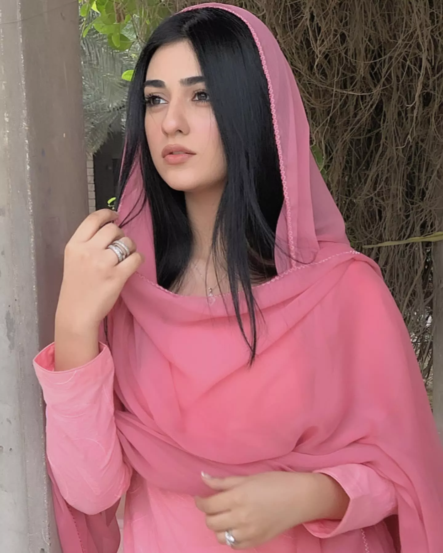 Sarah khan 