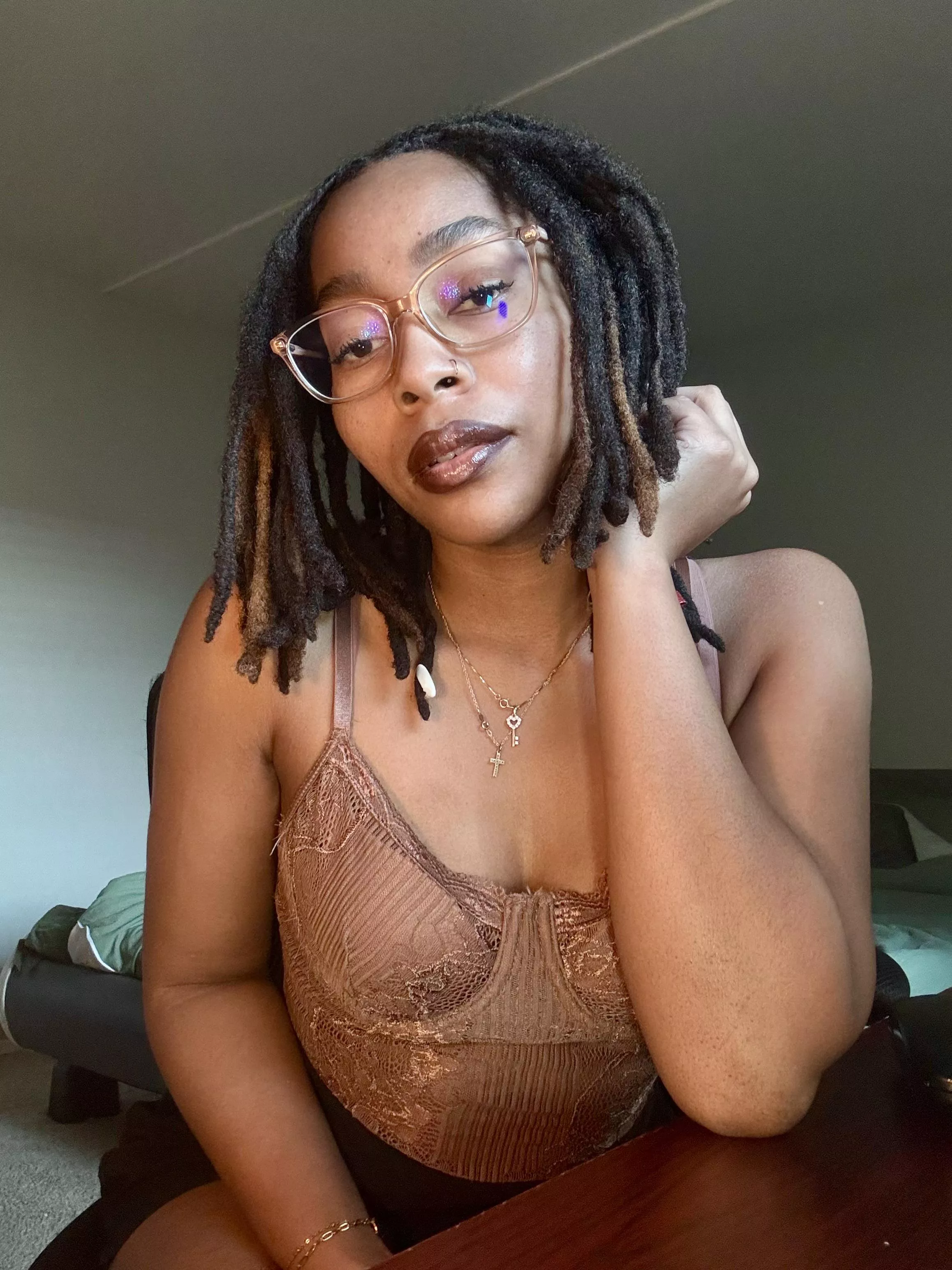 sexy and sophisticated. In the mood to drain a loser 