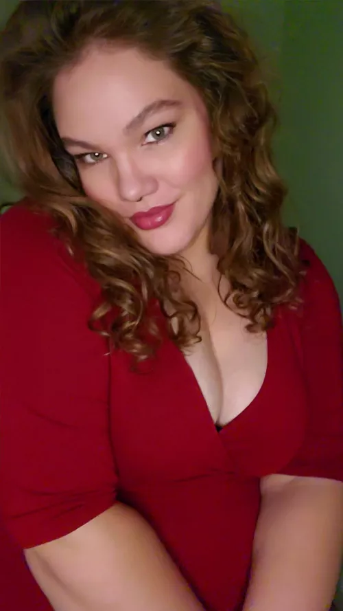 Should I wear this dress on our date later?