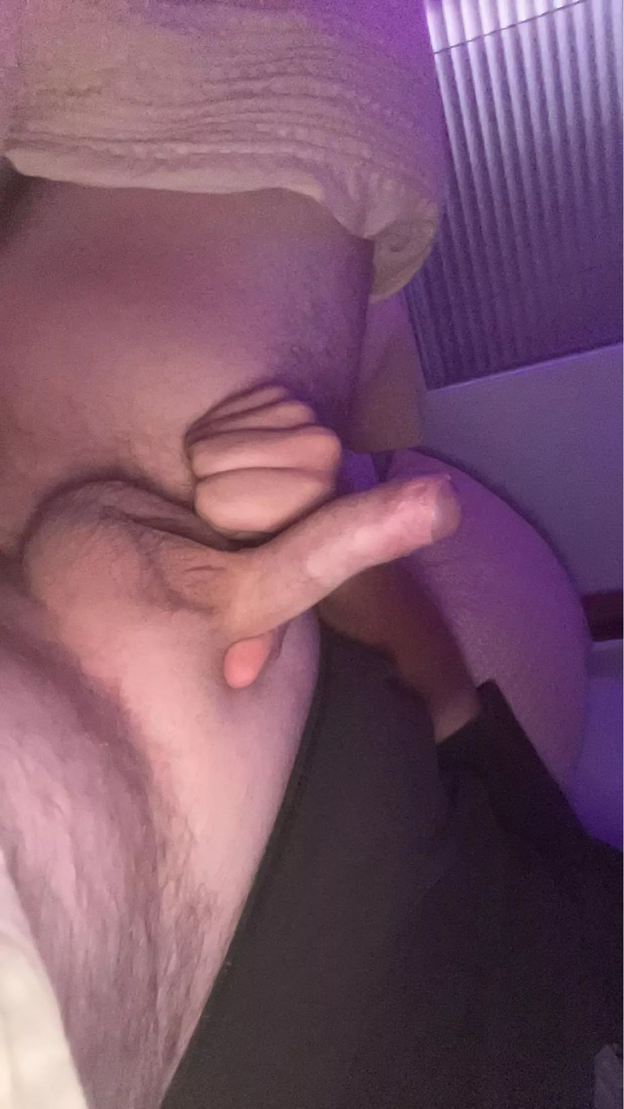 snap and help me cum hehe