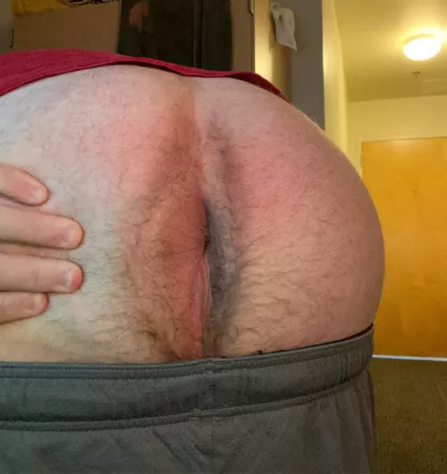 So tight my dildo won’t even fit 