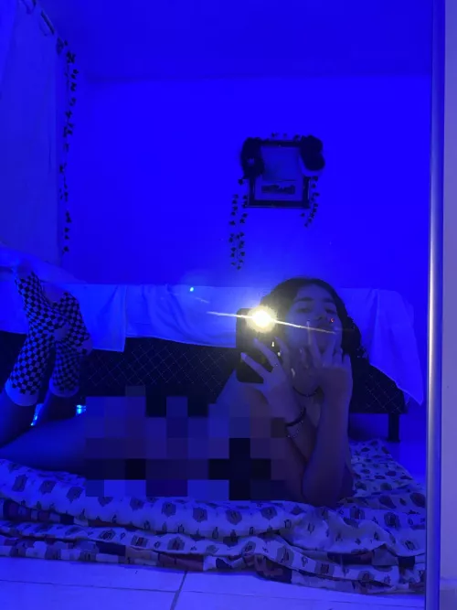 stare at those pixels until your eyes burn as hell, loser. thank me on your knees😵‍💫