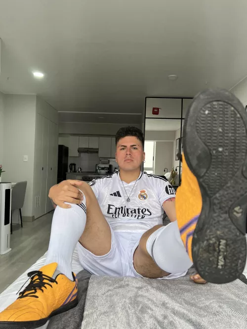 These sneakers are stinking haha but they’re my favorites