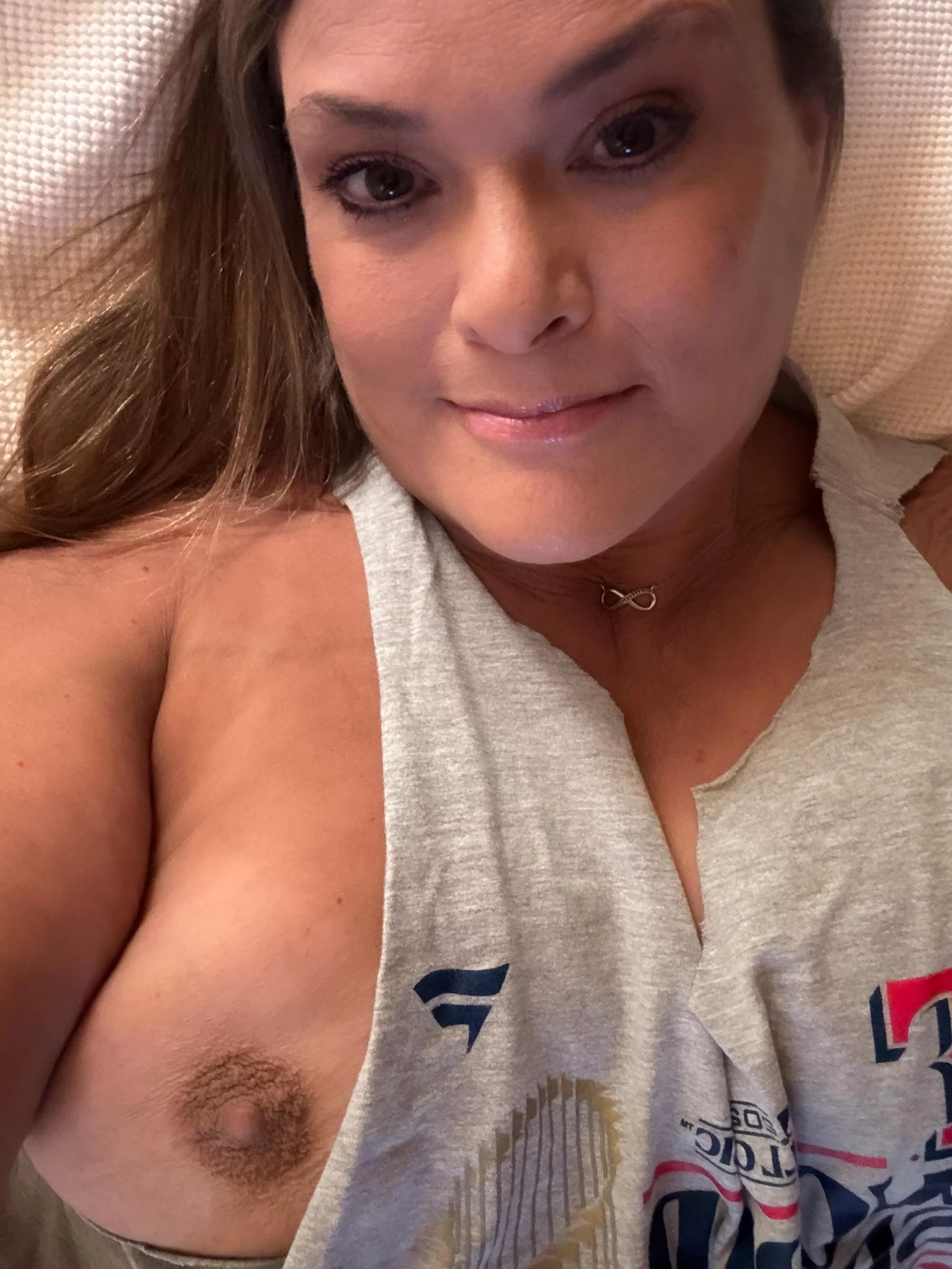 This Texas gal is feeling very naughty.😈