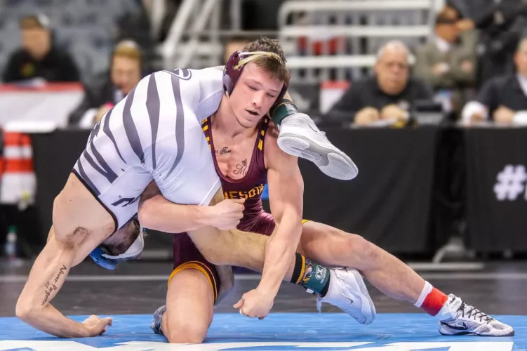 Those chest muscles 🥵