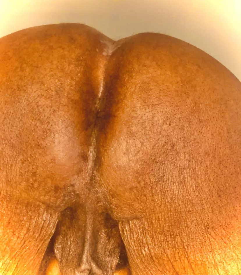 Virgin hole ready for gape