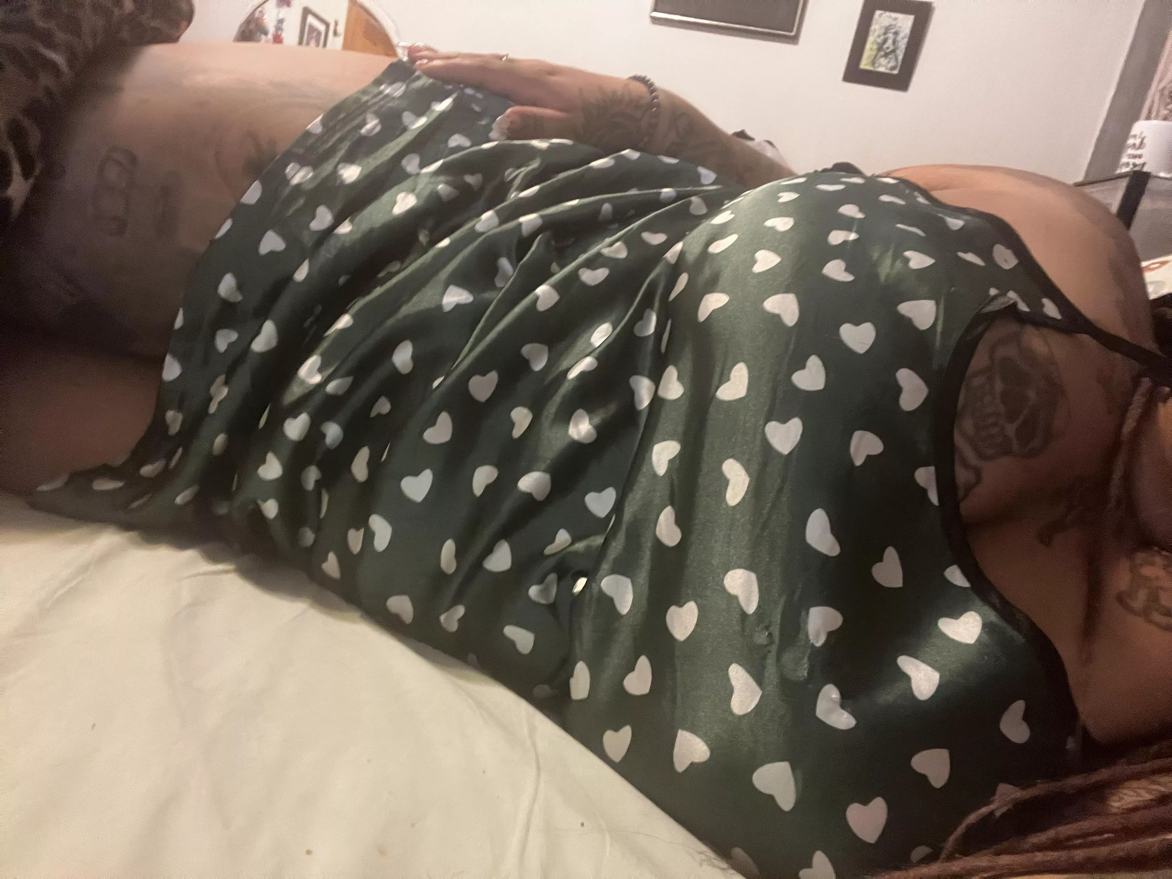 Waiting for a good puppy 🥰