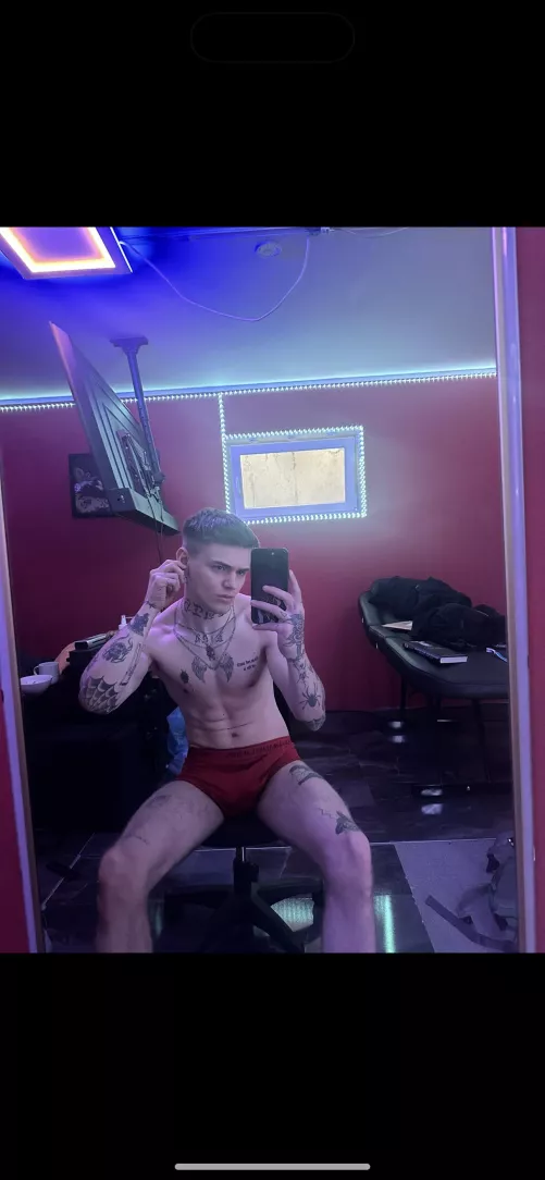 wanna suck me off until i shake ?