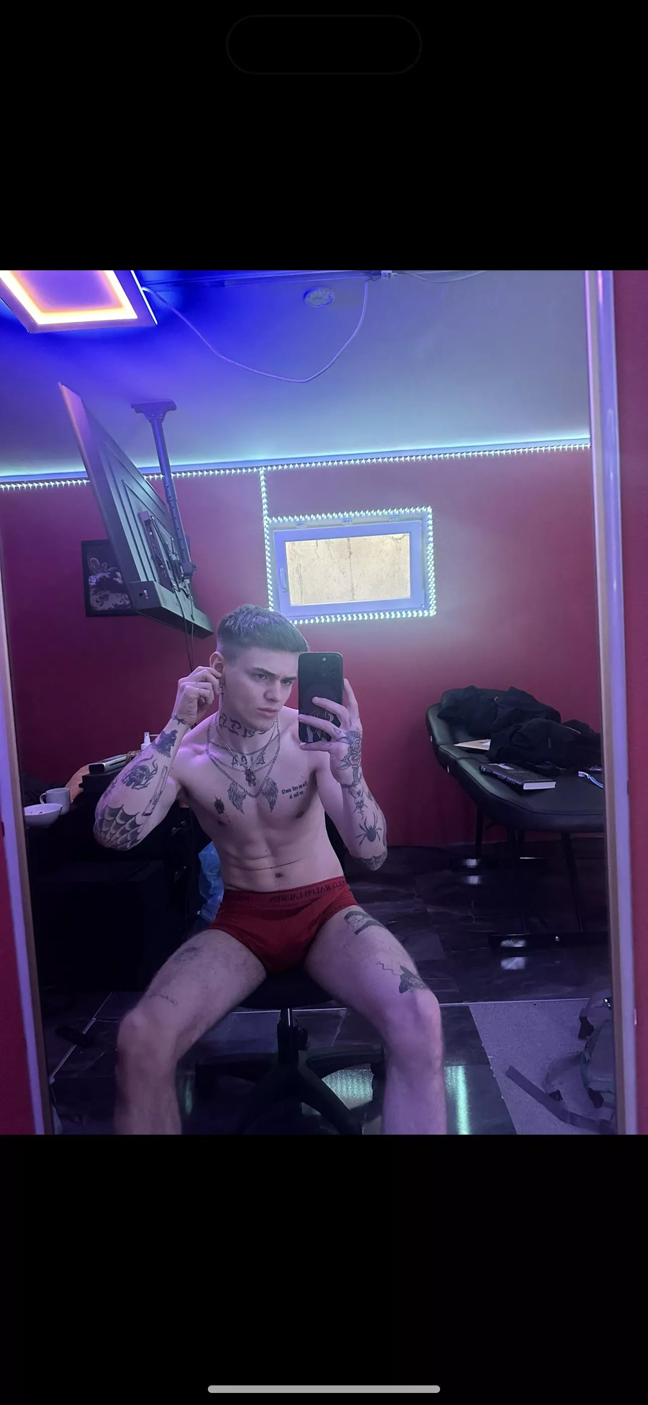 wanna suck me off until i shake ?