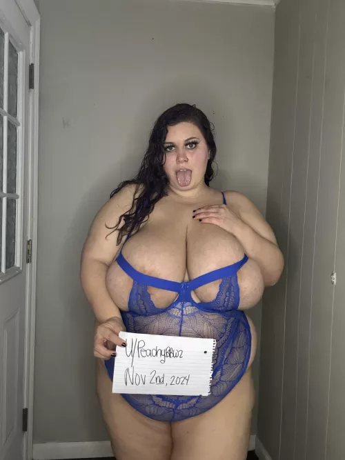 Watch me play with these big tits.