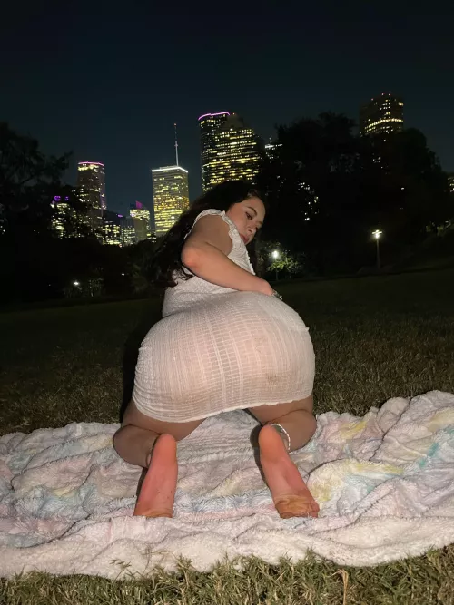 What are you licking first ?