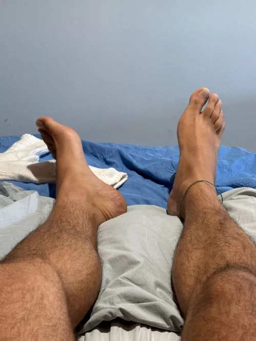 what do u think of my 11.5 size feet?