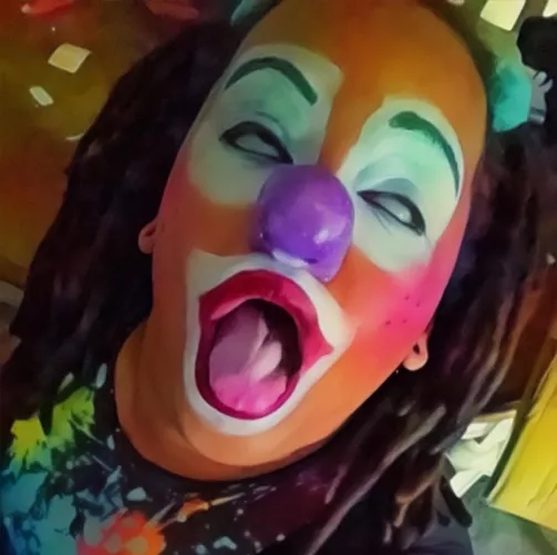 Who wants to smear this look??