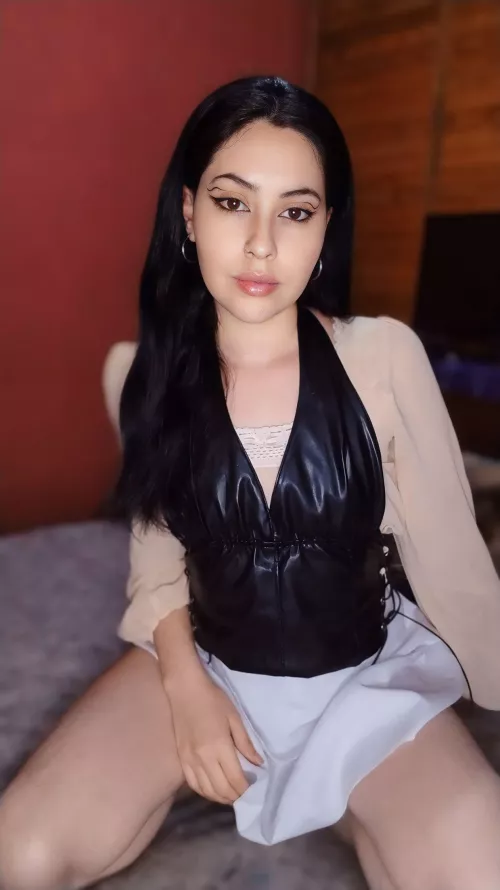 Why did you come into the world if not to worship me? 🖤👩🏻‍⚖️