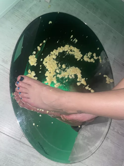 Would you watch me crush a bag of chips in front of you?🫢