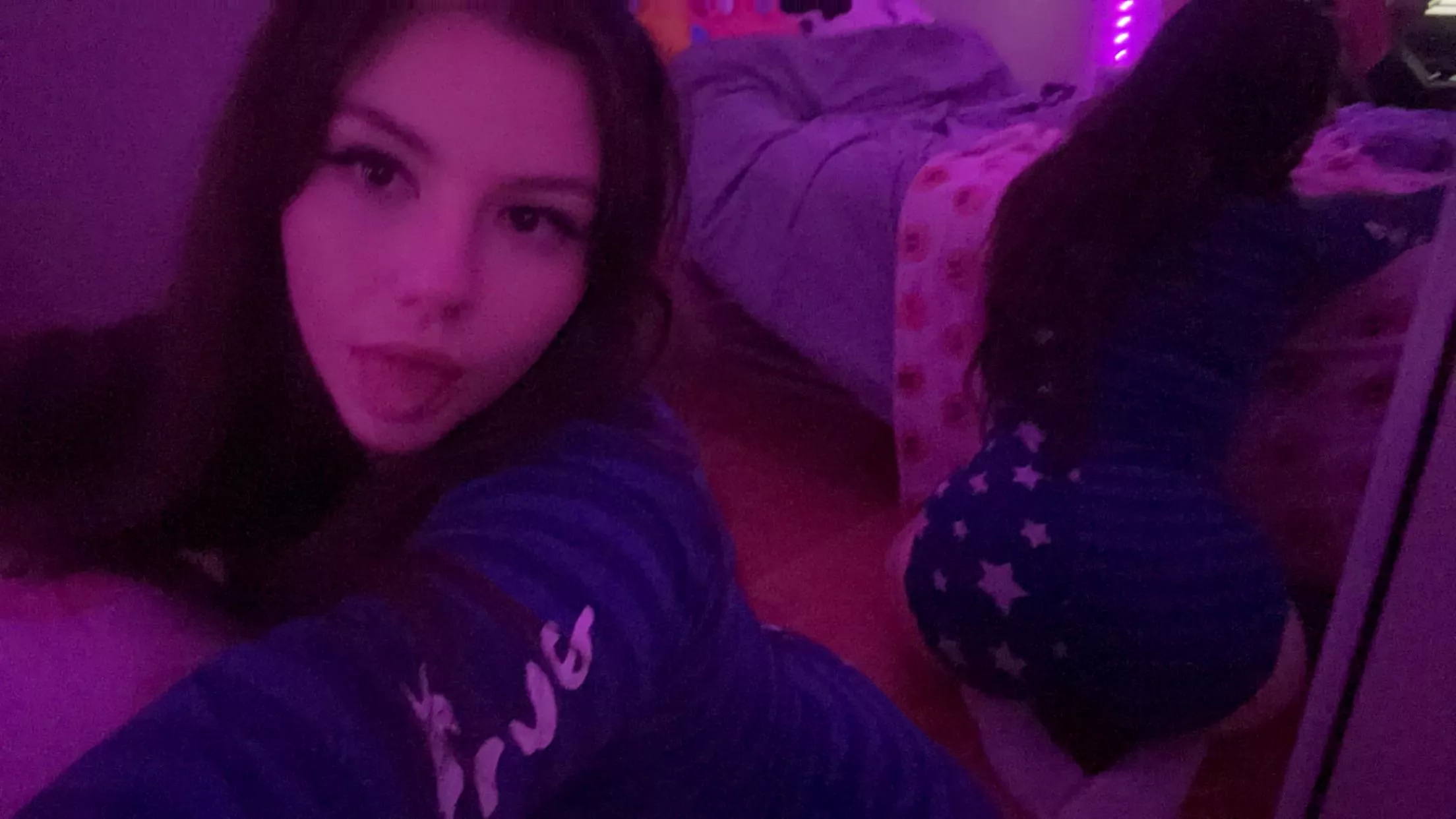 You’re only a cuck… 🤣 all you do is clean up the mess 