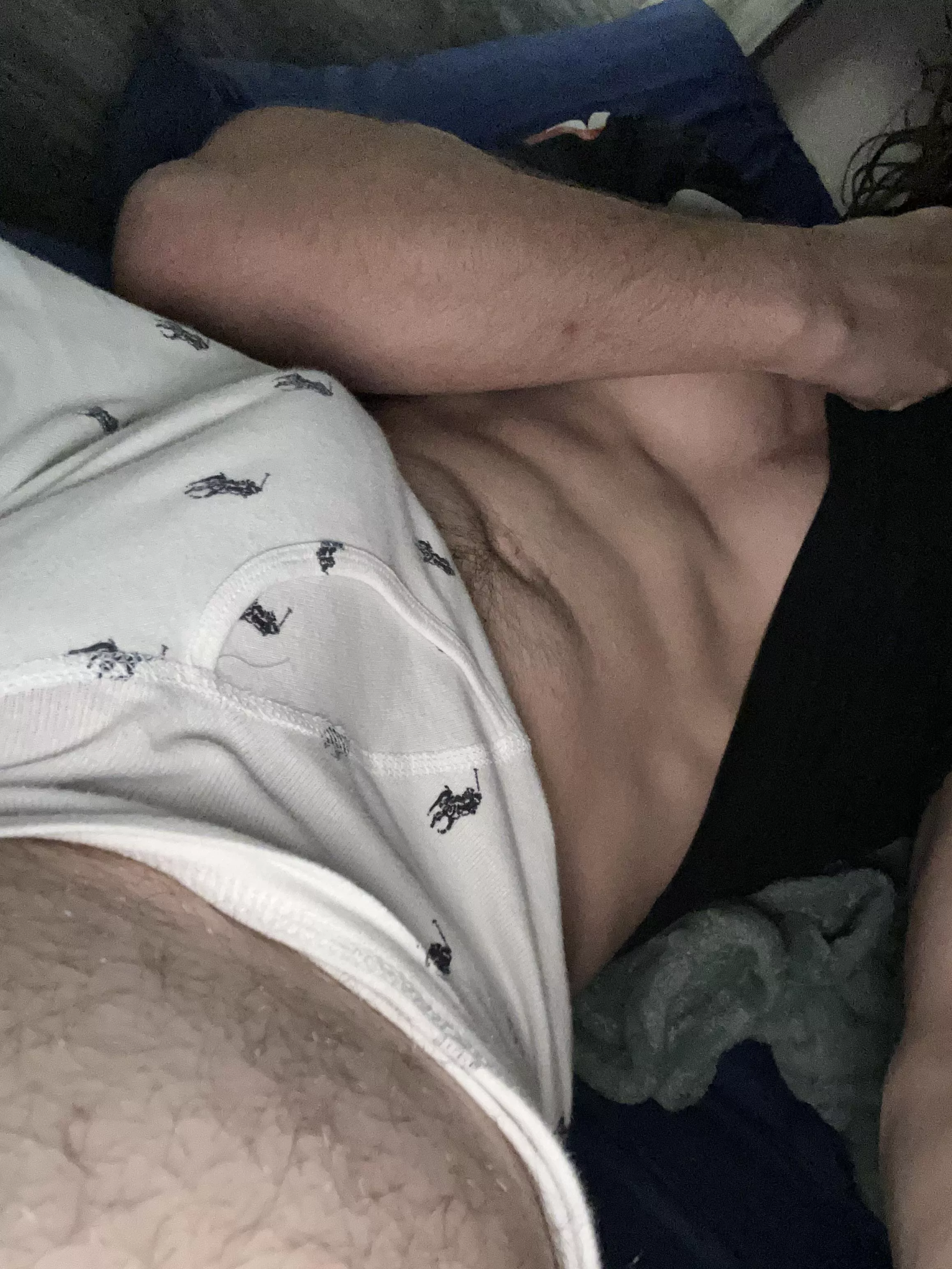 [19] goodnight , unless someone wants to keep me up :))