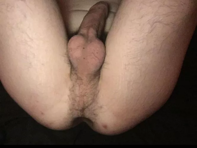 19m looking to get pounded 