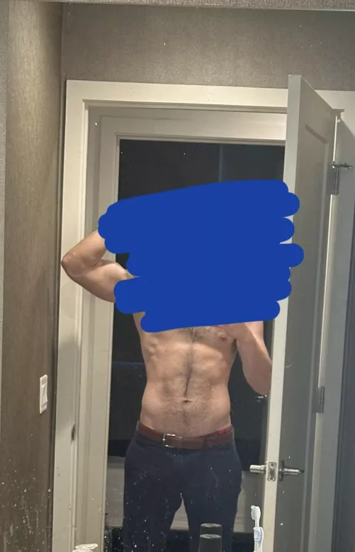 21m in college, looking for couples to meet up with