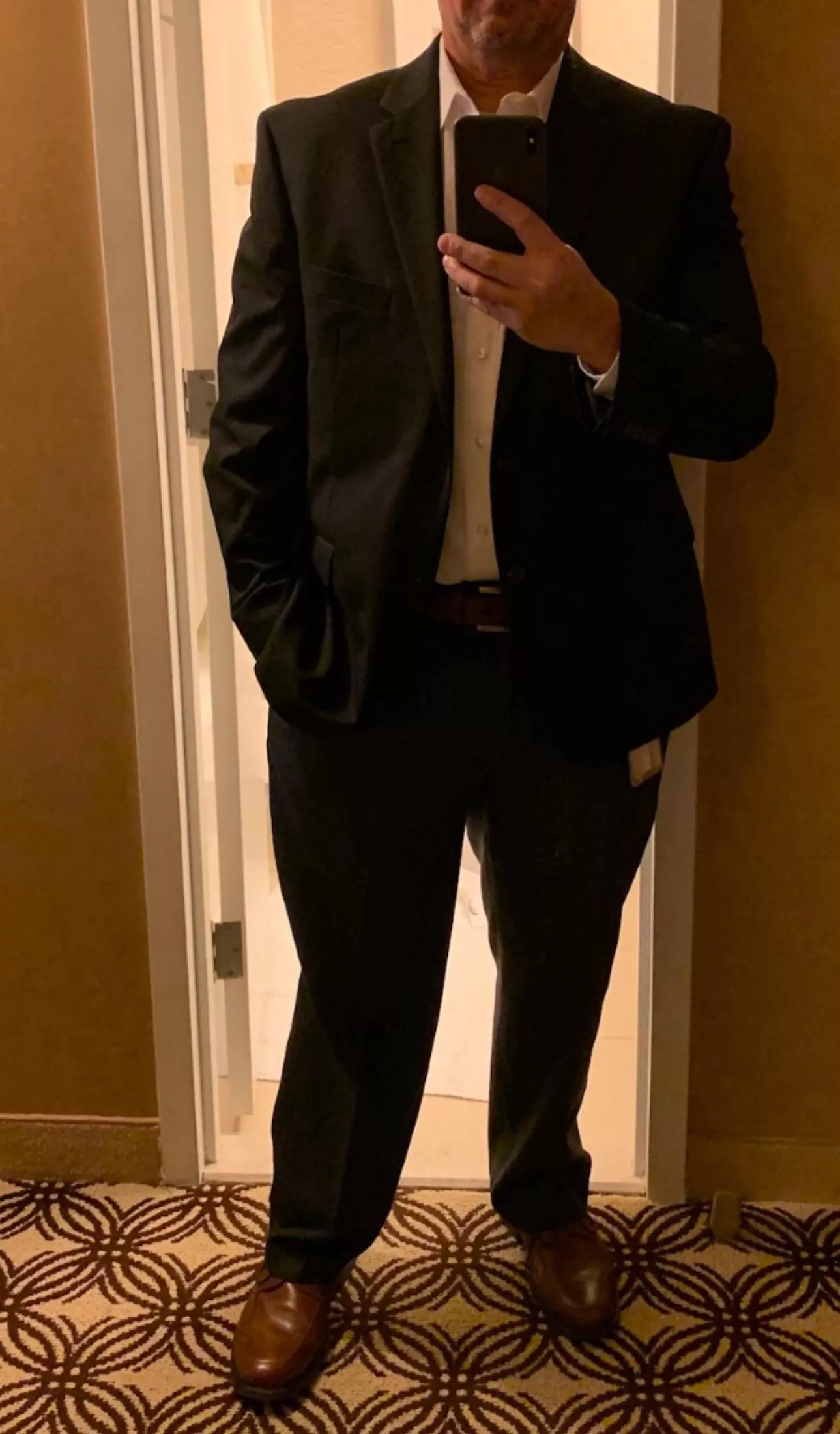 51 [M4F] #Clermont just looking for fun NSA. Would love to worship some pussy. No relationship no drama. Just enjoy, open Tuesday and Wednesday this week.