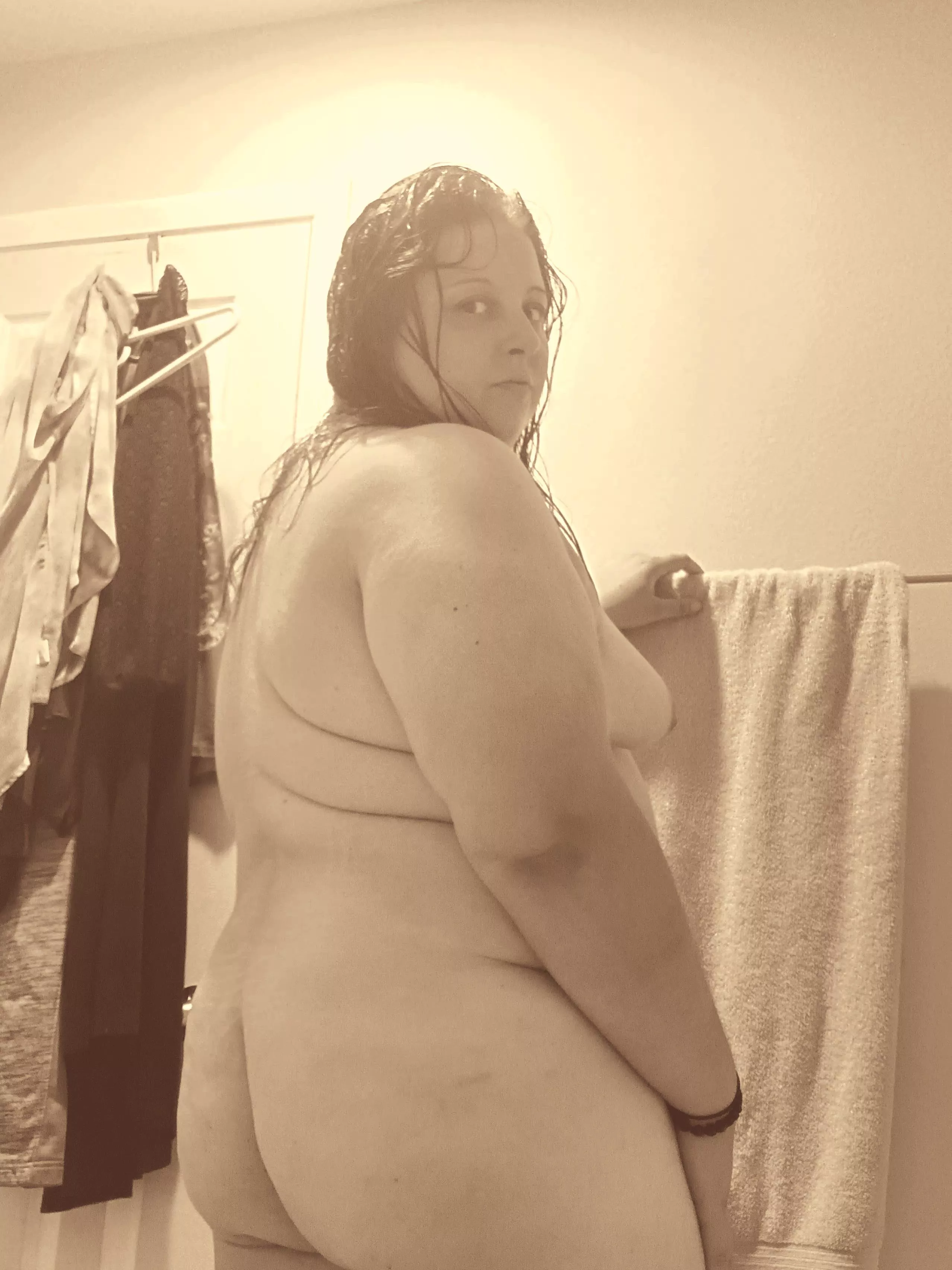 Any ladies or trans ladies in Florida wanna chat? Hubby and I need a unicorn. 