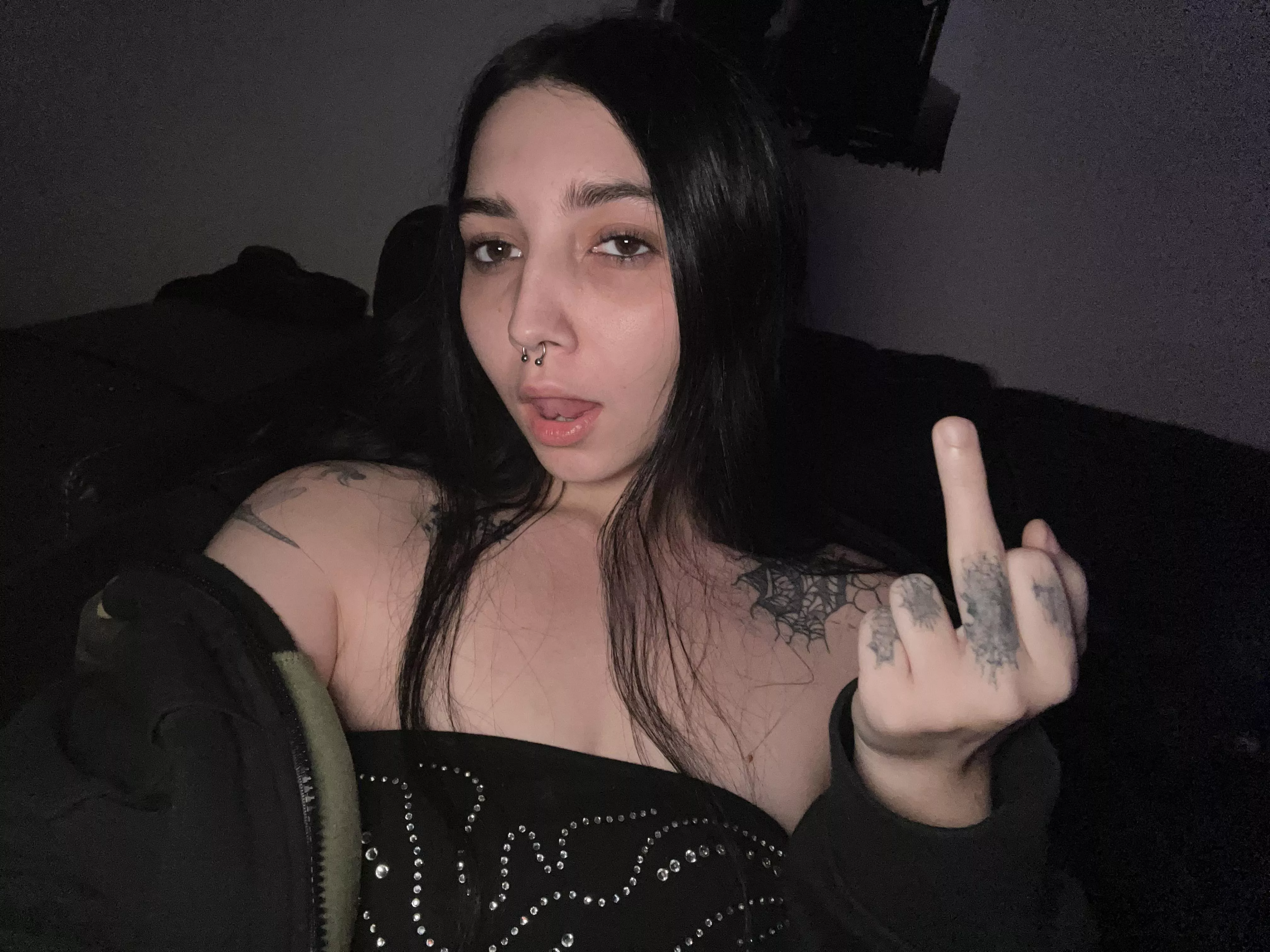 aww did my finger trigger you 😝