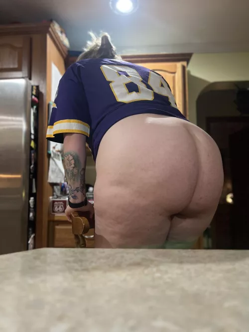 Big ol....Vikings win!!! Skol!!! 💜💛