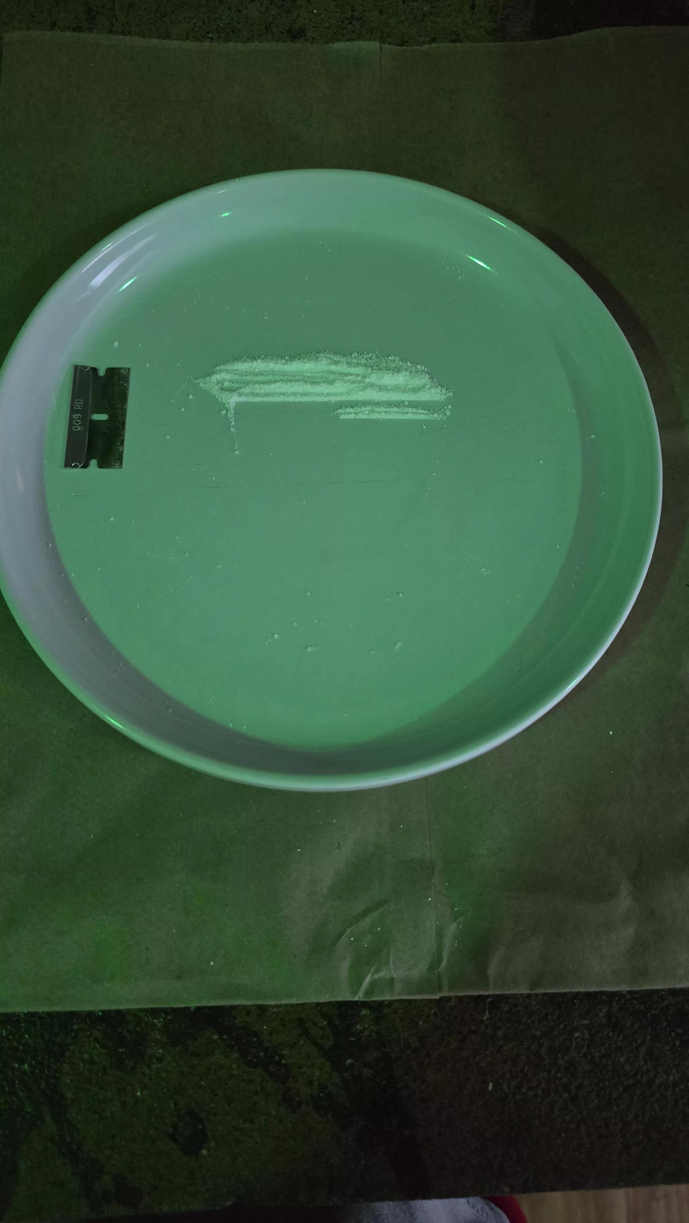 Couple going strong till Sunday! Porn is on and dirty, flirty chat sounds fun, who's up with us? Any males what to chat with Hubby and I?