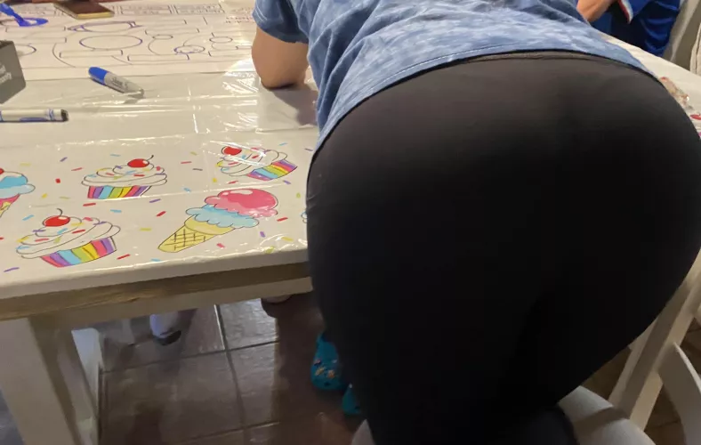 Distracting all the dads at the birthday party 