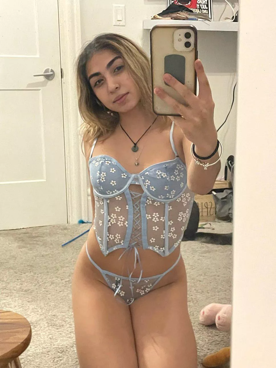 Do you like my blue lingerie? 💙