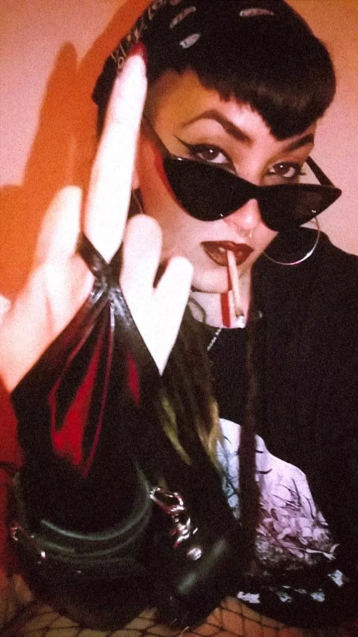 Even my finger it's too much for a loser of musshy mind Like you. Thanks me properly. 